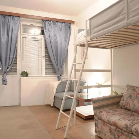 Apartmán Udolni - Cerveny Kostel - Center *